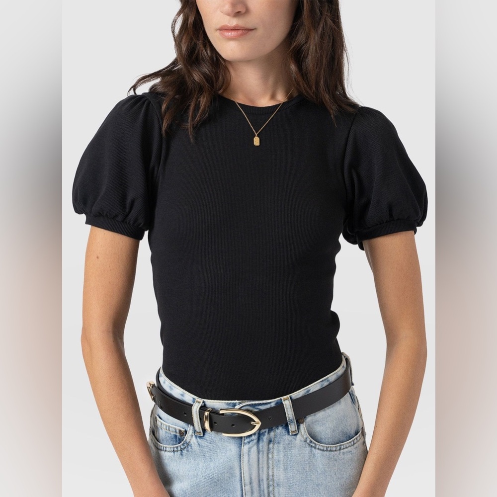 SAINT + SOFIA RIBEED KNIT TOP WITH PUFF SLEEVES